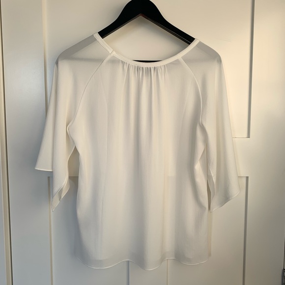 Le Chateau Flowy Sleeve Top - Picture 6 of 9